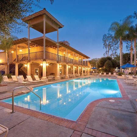 Club Wyndham Dolphin'S Cove Hotel Anaheim Exterior photo
